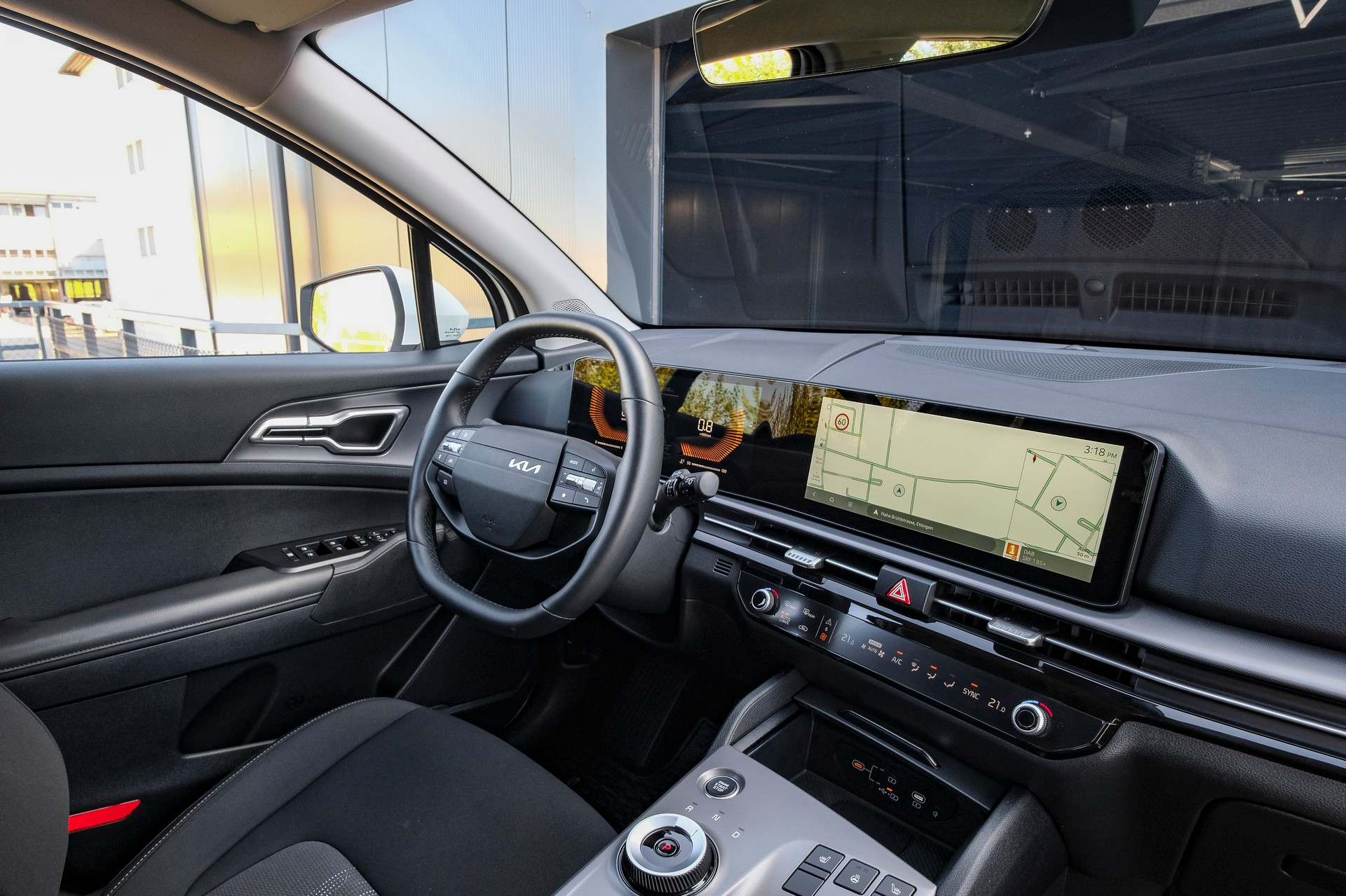KIA Sportage 1.6T-GDi MHEV 7DCT-image-13