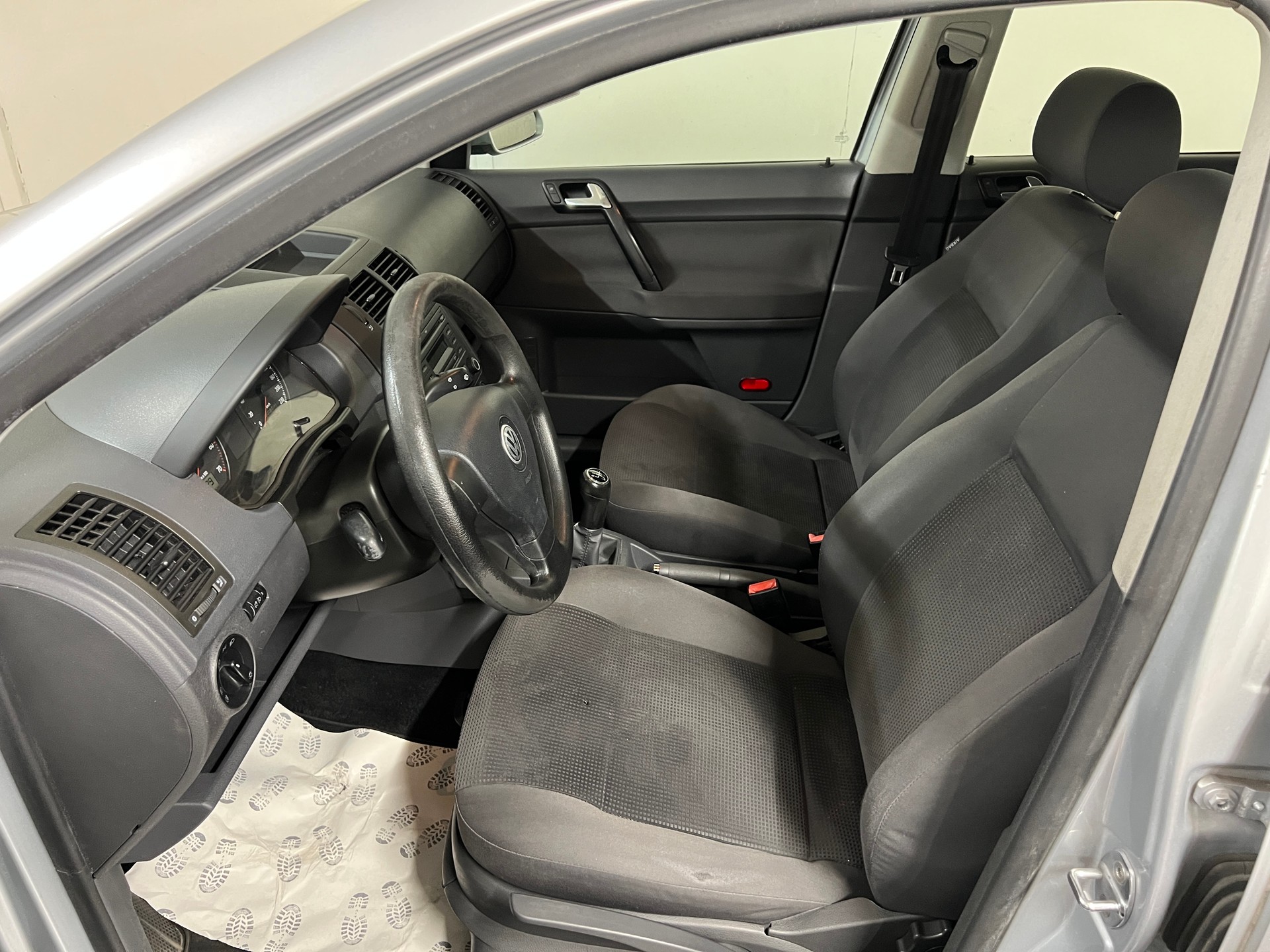 VW Polo 1.4 16V Comfortline-image-9