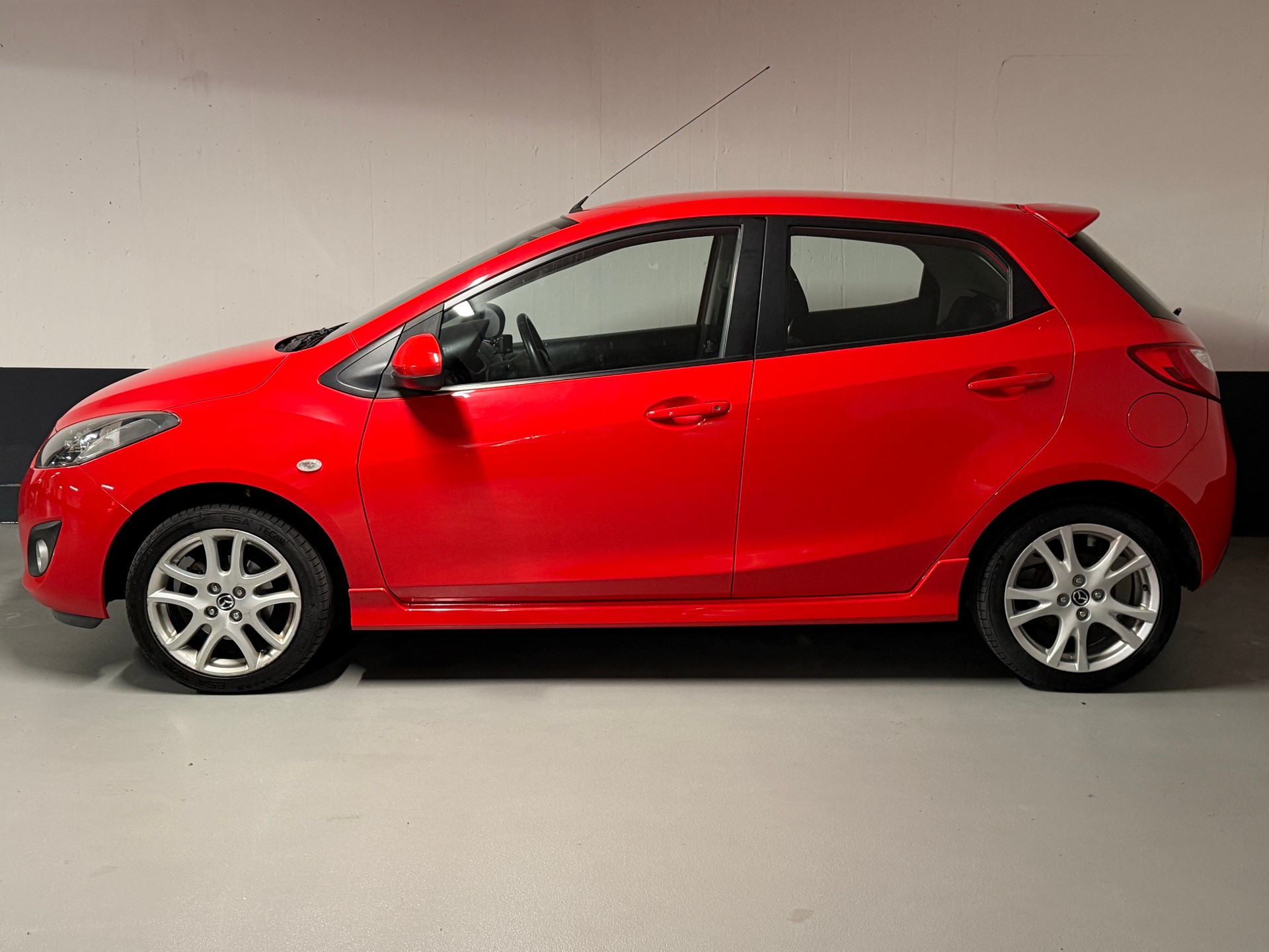 MAZDA 2 1.5i 16V Sport-image-2