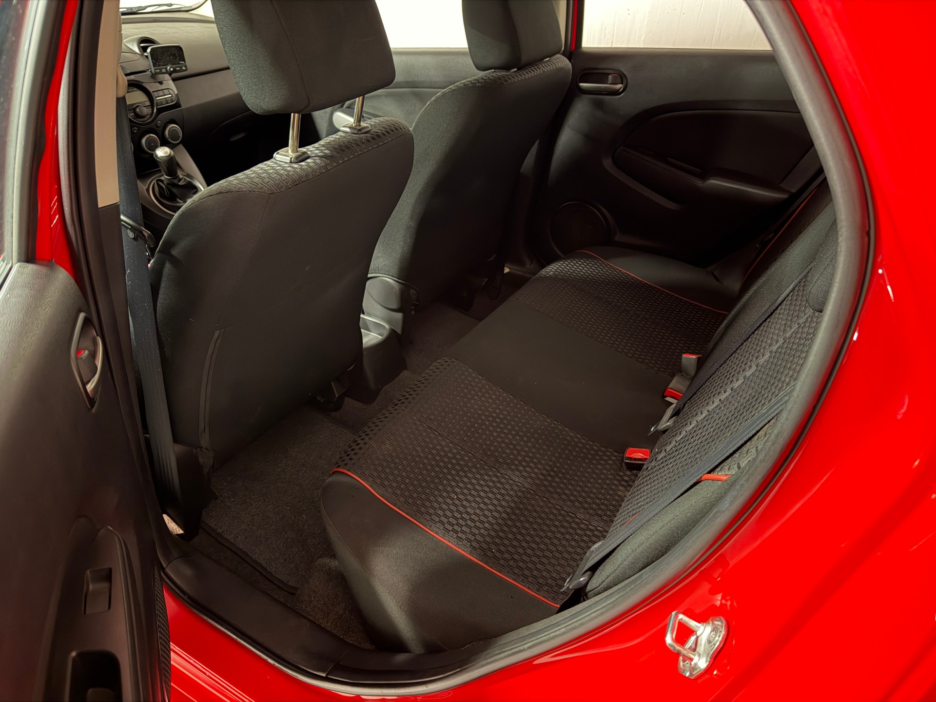 MAZDA 2 1.5i 16V Sport-image-12