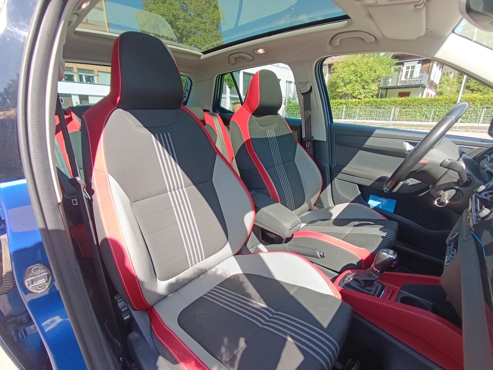 SKODA 1.2 TSI Monte Carlo DSG-image-4