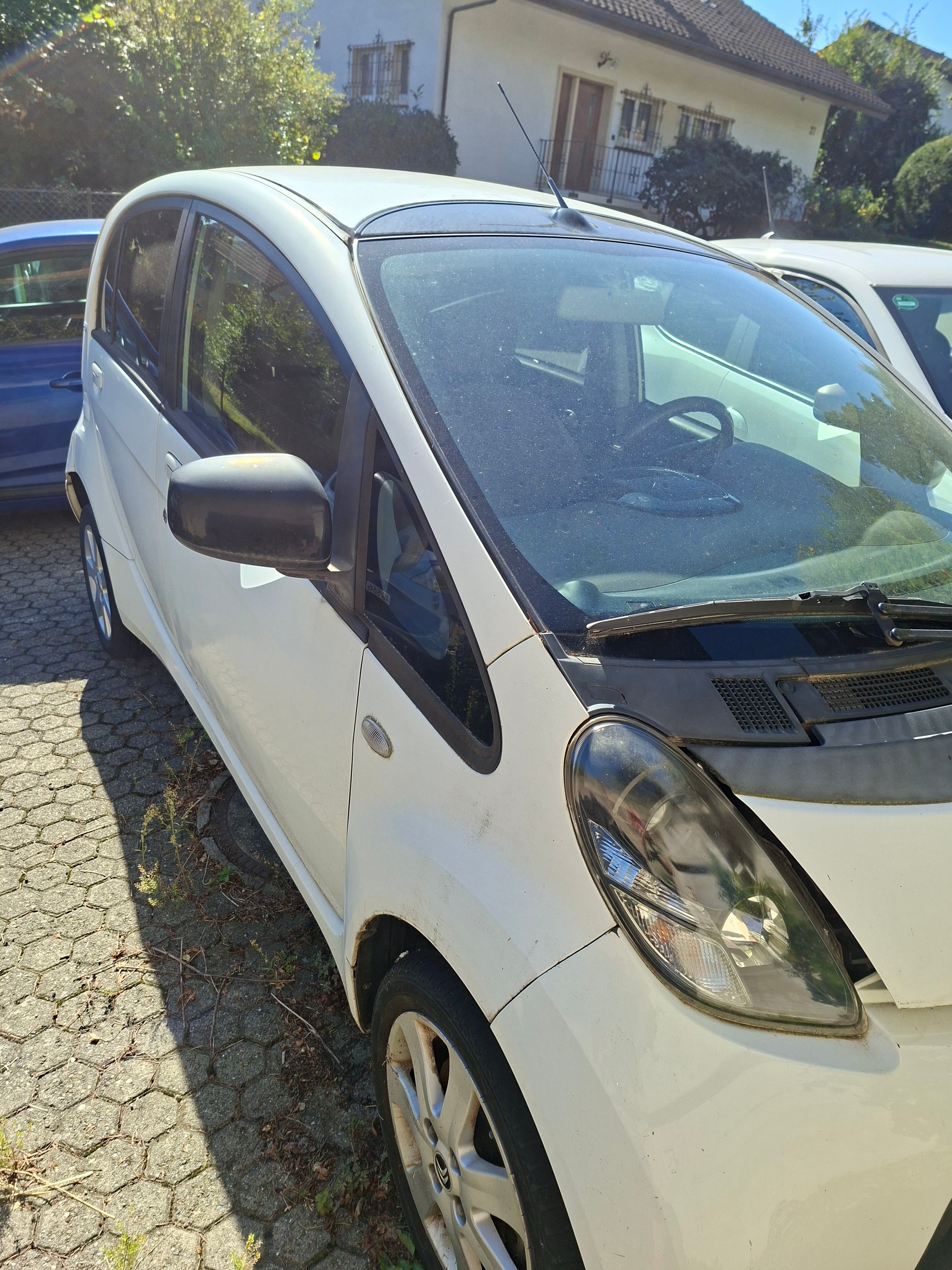 CITROEN C-ZERO-image-1