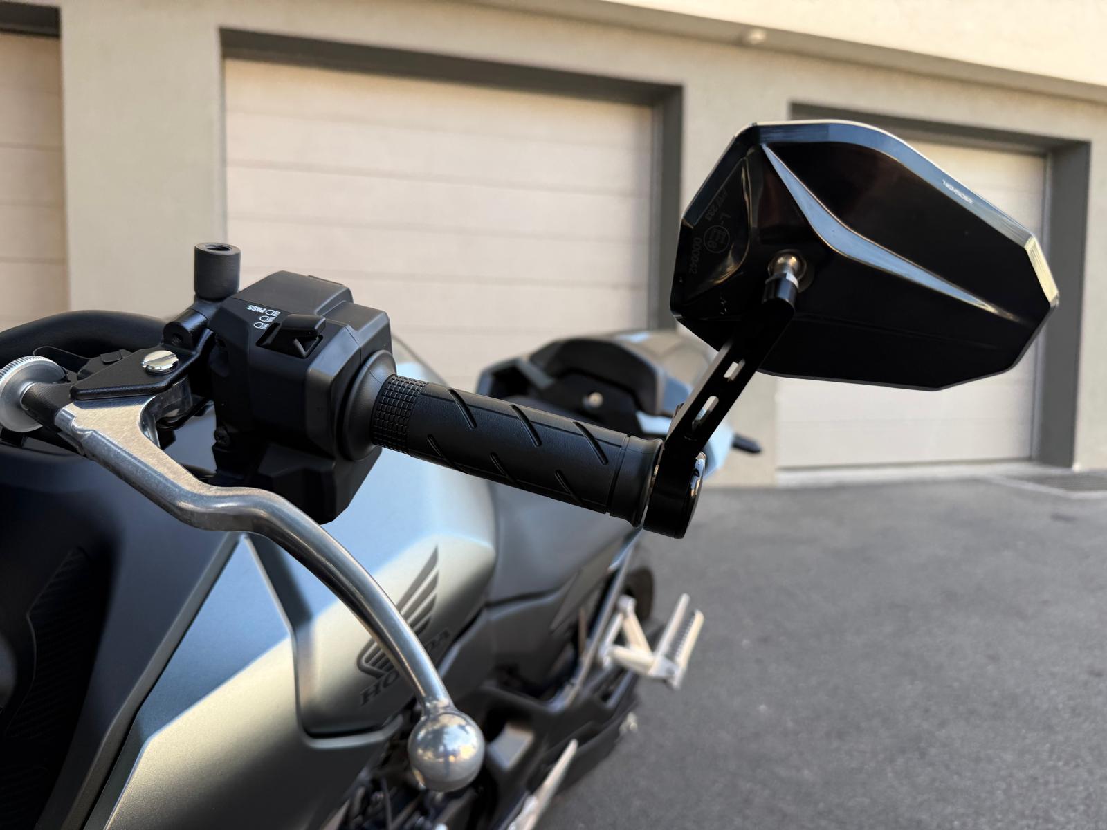 HONDA CB 750 Hornet (35kW)-image-11