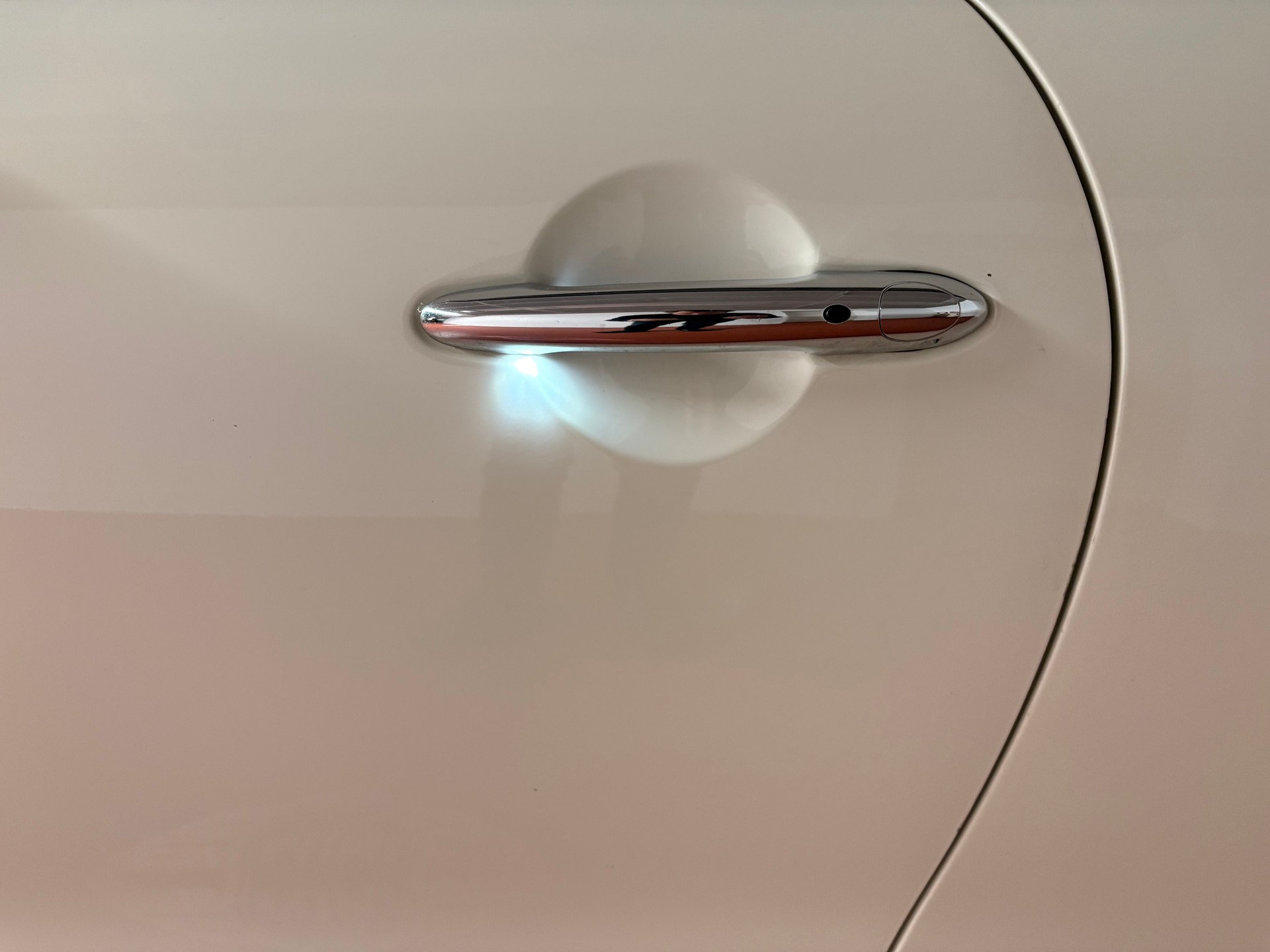 MINI 2.0i Cooper S Cabrio-image-17