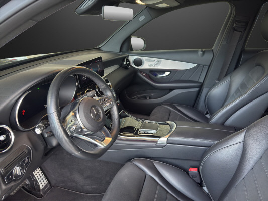 MERCEDES-BENZ GLC 200 AMG Line 4Matic-image-5