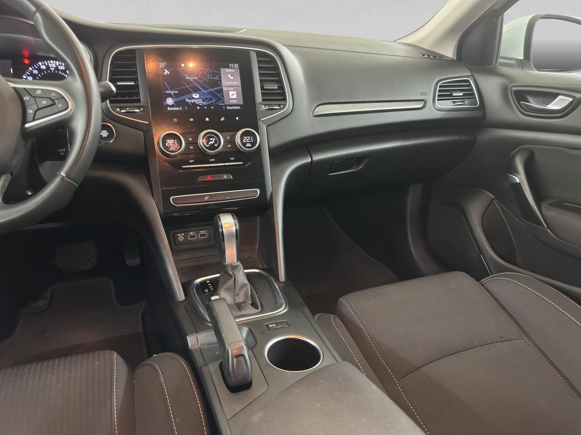 RENAULT Mégane Grandtour 1.5 dCi Business EDC-image-11