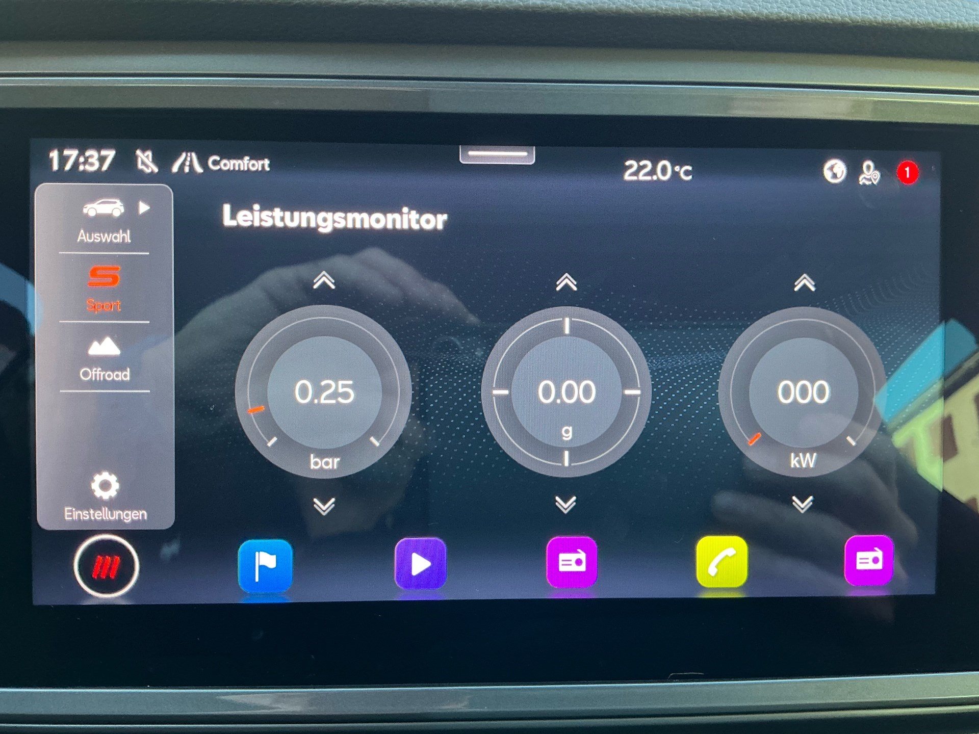 CUPRA Ateca VZ 4 DRIVE *** PANORAMAGLASDACH & ANHÄNGEKUPPLUNG ***-image-16