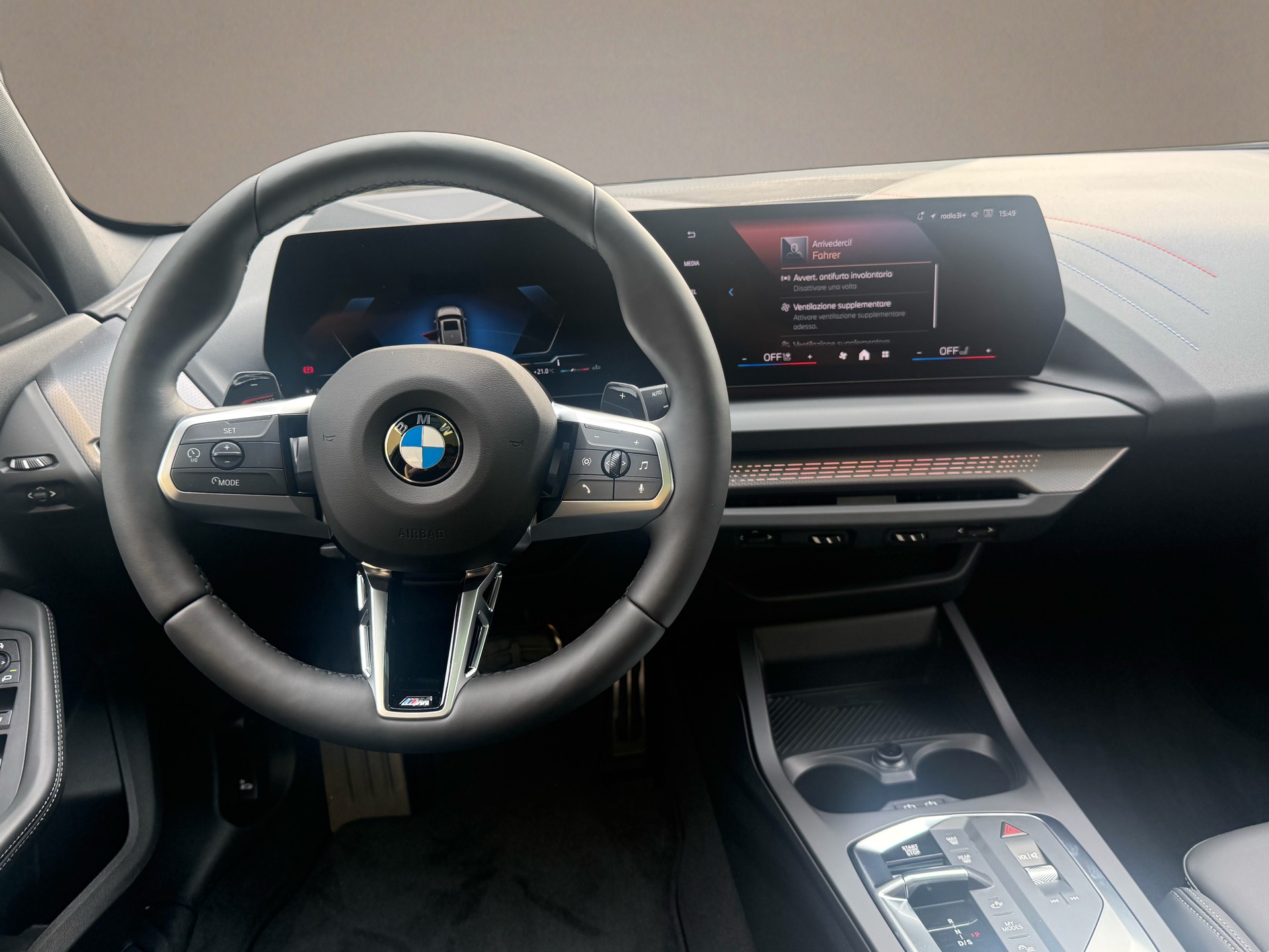 BMW 120d M Sport Steptronic-image-13