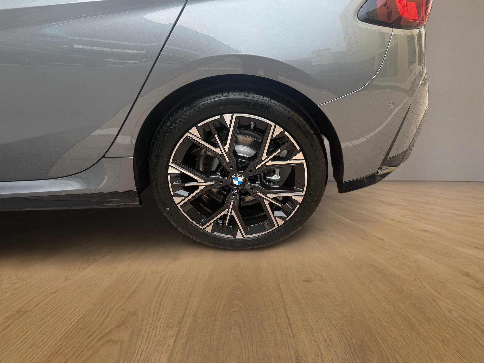 BMW 120d M Sport Steptronic-image-11