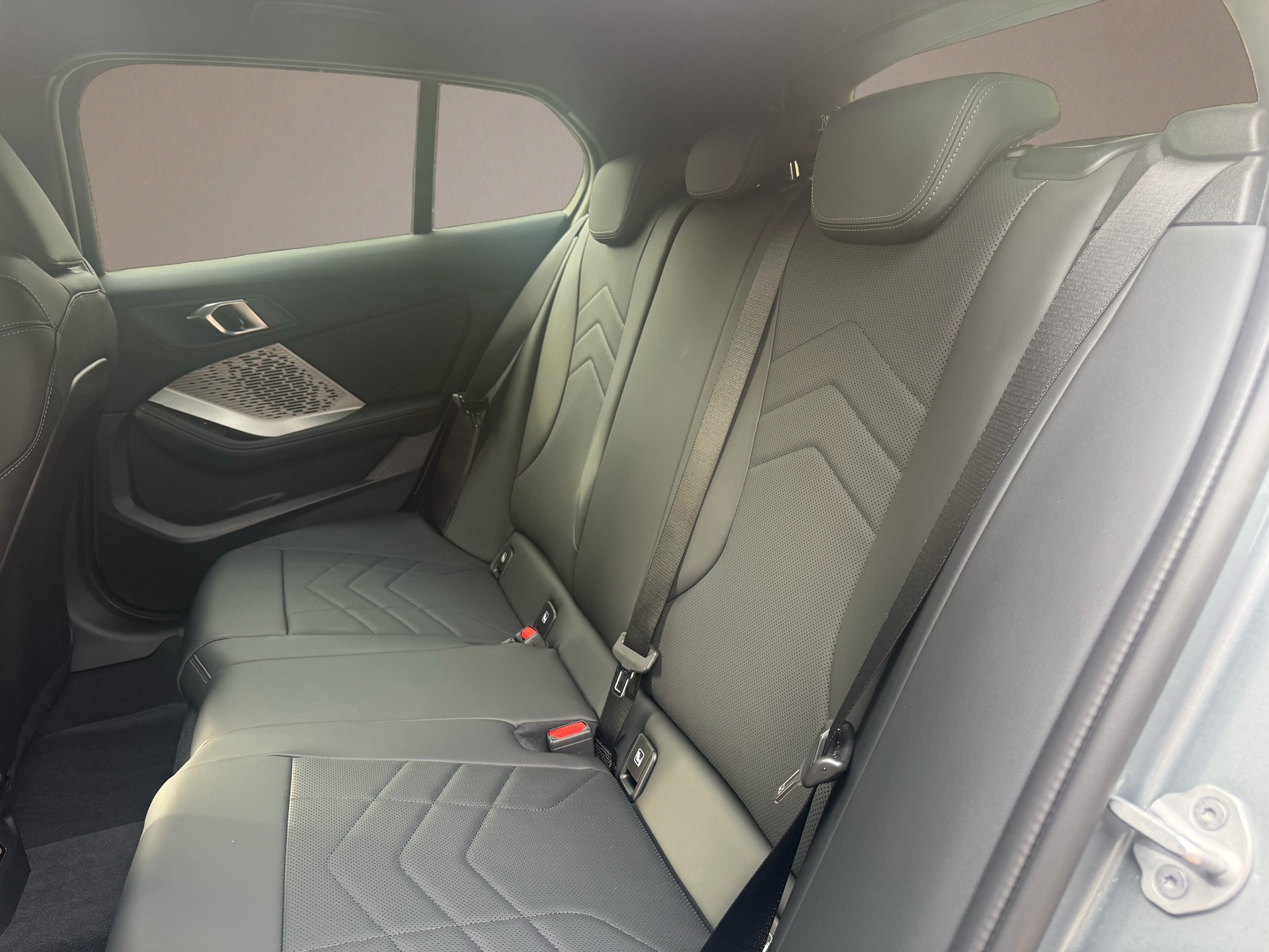 BMW 120d M Sport Steptronic-image-17