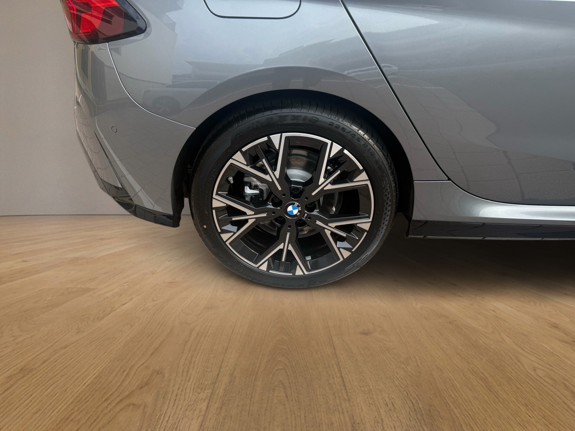 BMW 120d M Sport Steptronic-image-10