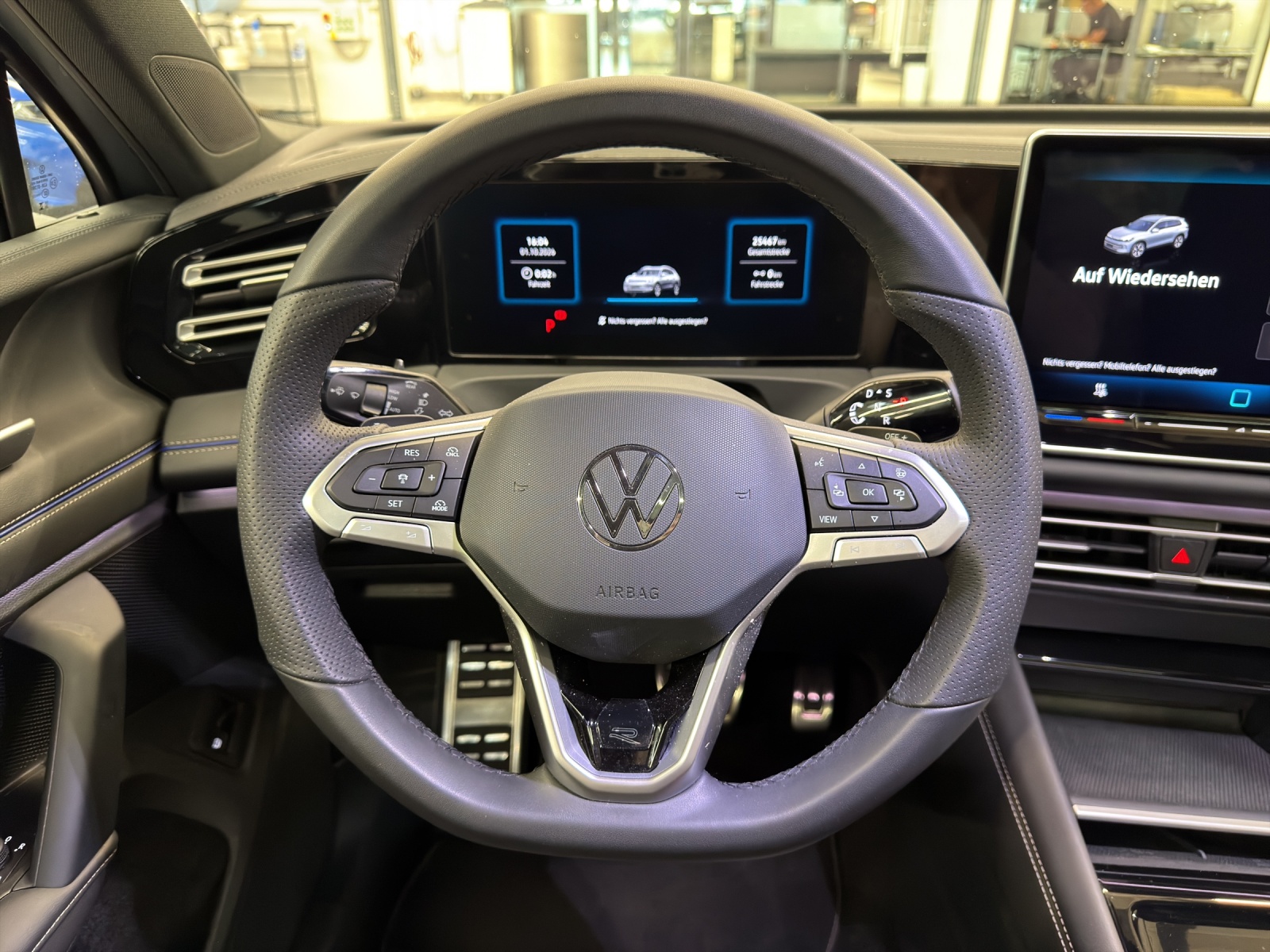 VW Tiguan 1.5 TSI PHEV R-Line DSG-image-10