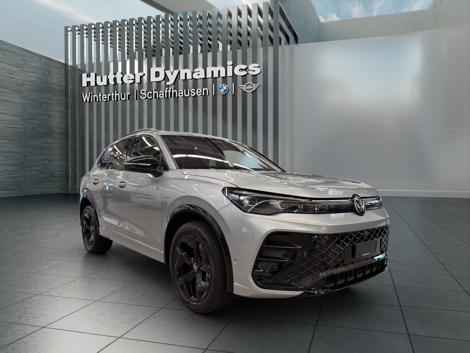 VW Tiguan 1.5 TSI PHEV R-Line DSG-image-2