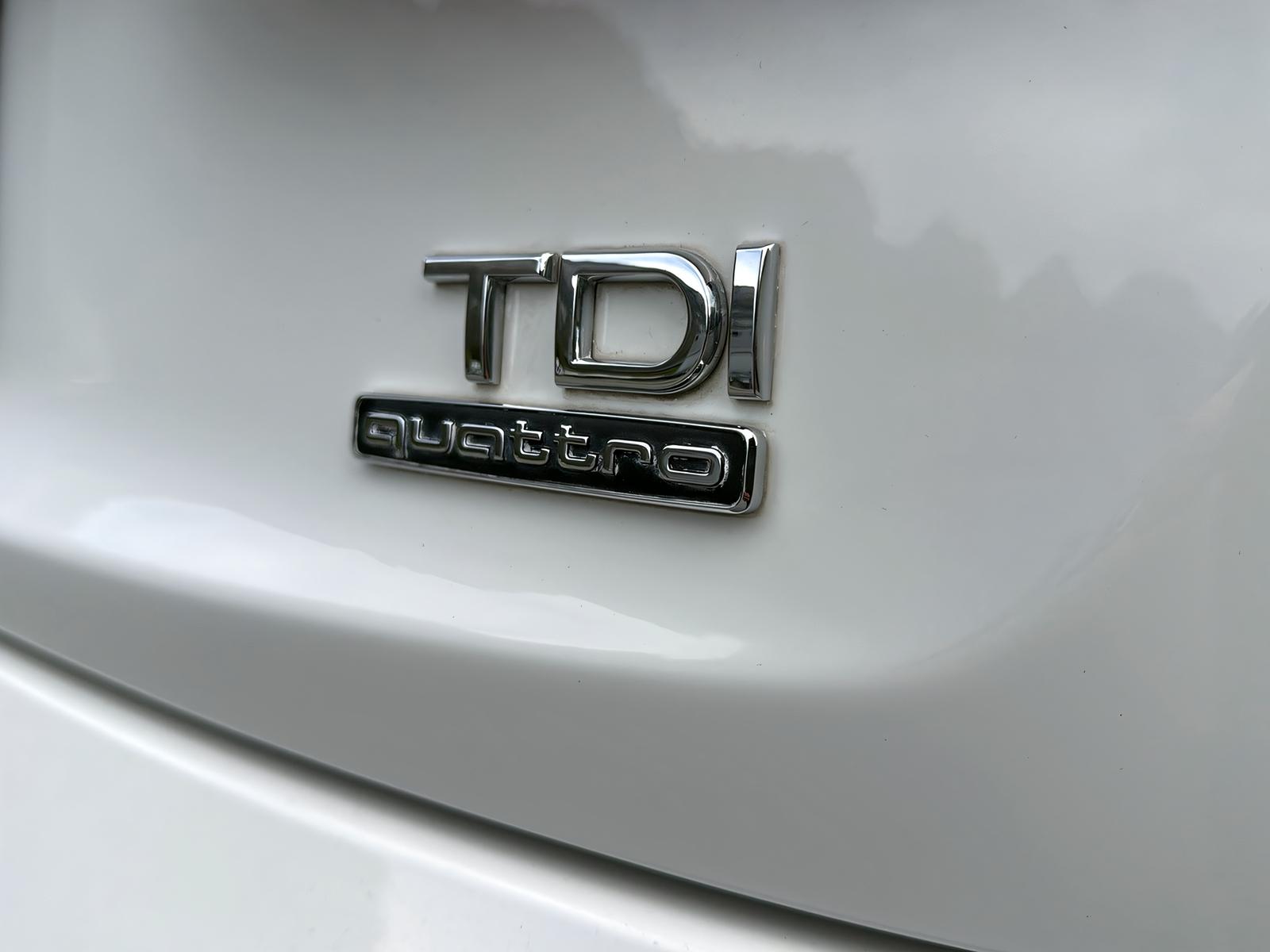 AUDI Q3 2.0 TDI 184 Sport qu. S-Tronic-image-11