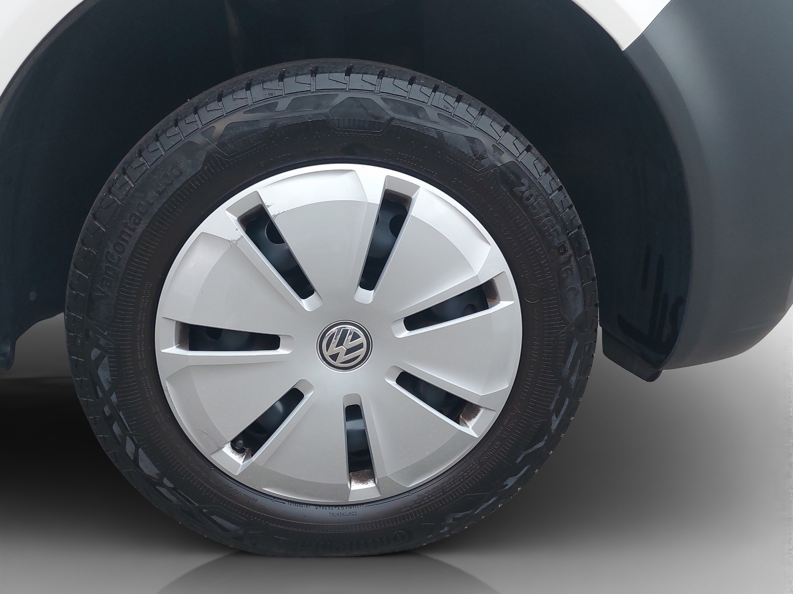 VW T6.1 2.0 TDI DSG-image-14