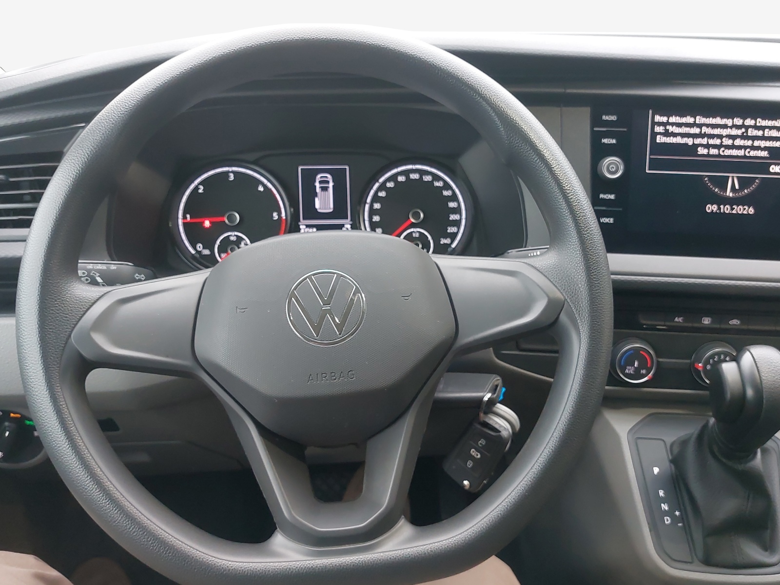 VW T6.1 2.0 TDI DSG-image-9