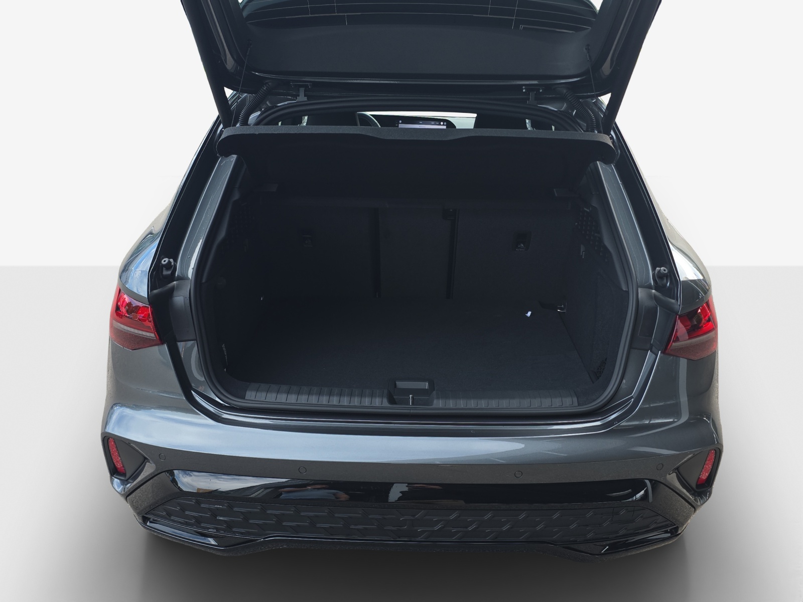 AUDI A3 Sportback TFSI e 200 kW S line Attraction S tronic-image-12