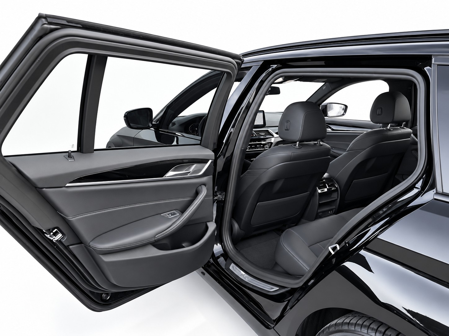 BMW 520d xDrive Touring-image-19