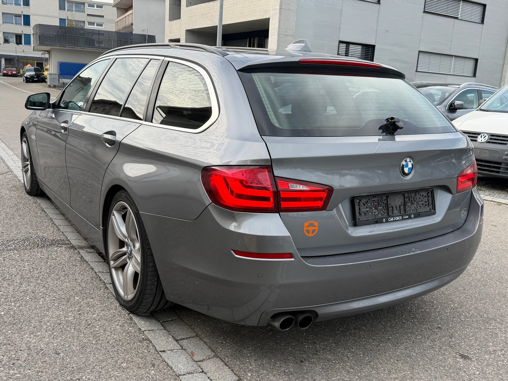 BMW 525d Touring Steptronic-image-4