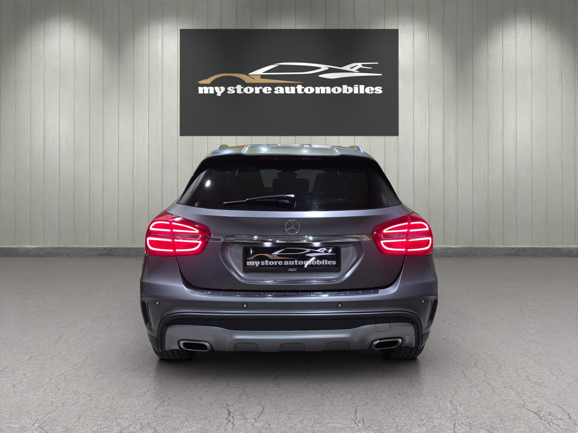 MERCEDES-BENZ GLA 250 AMG Line 4Matic 7G-DCT-image-6