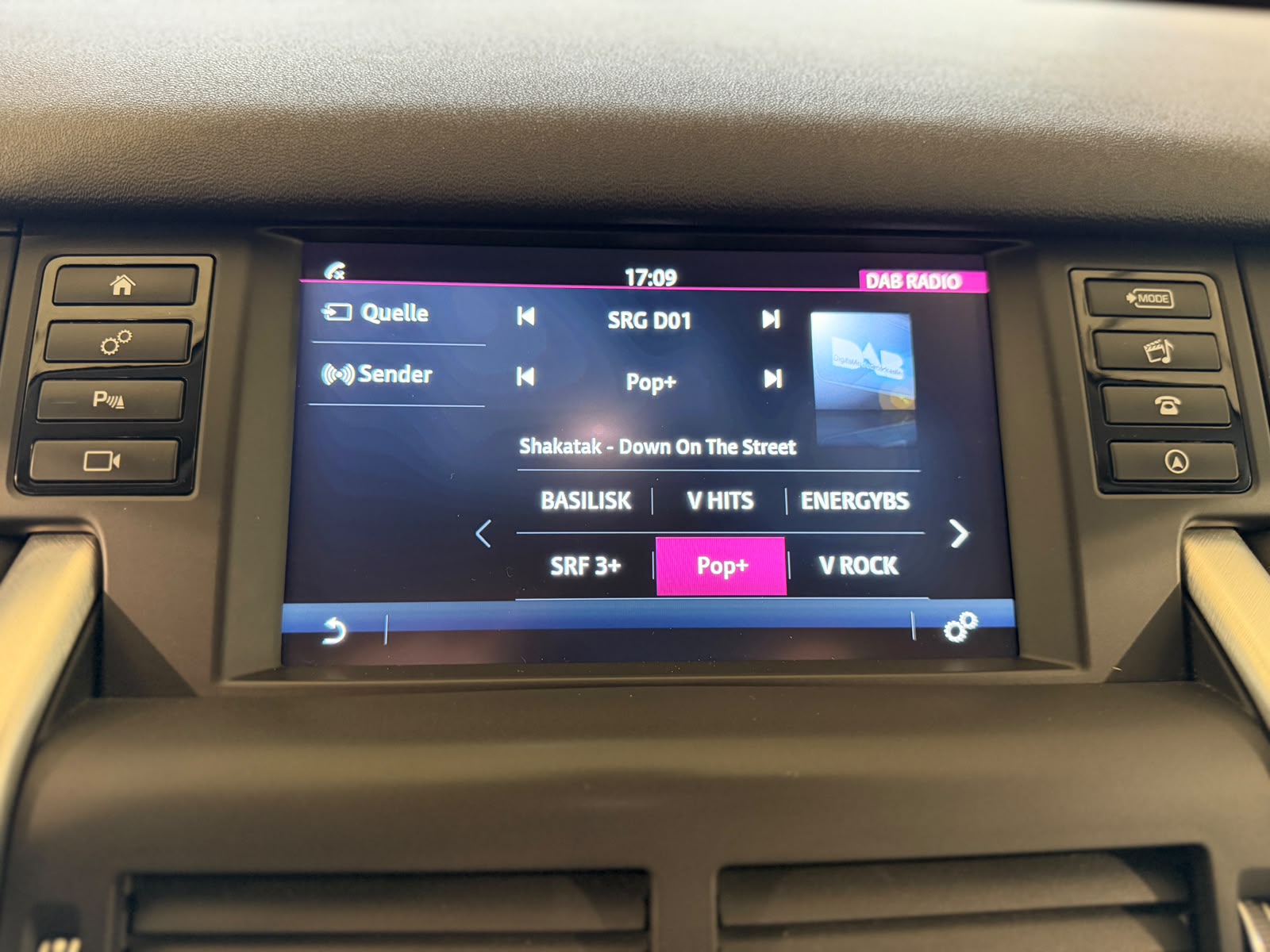 LAND ROVER Discovery Sport 2.0 TD4 SE AT9-image-20