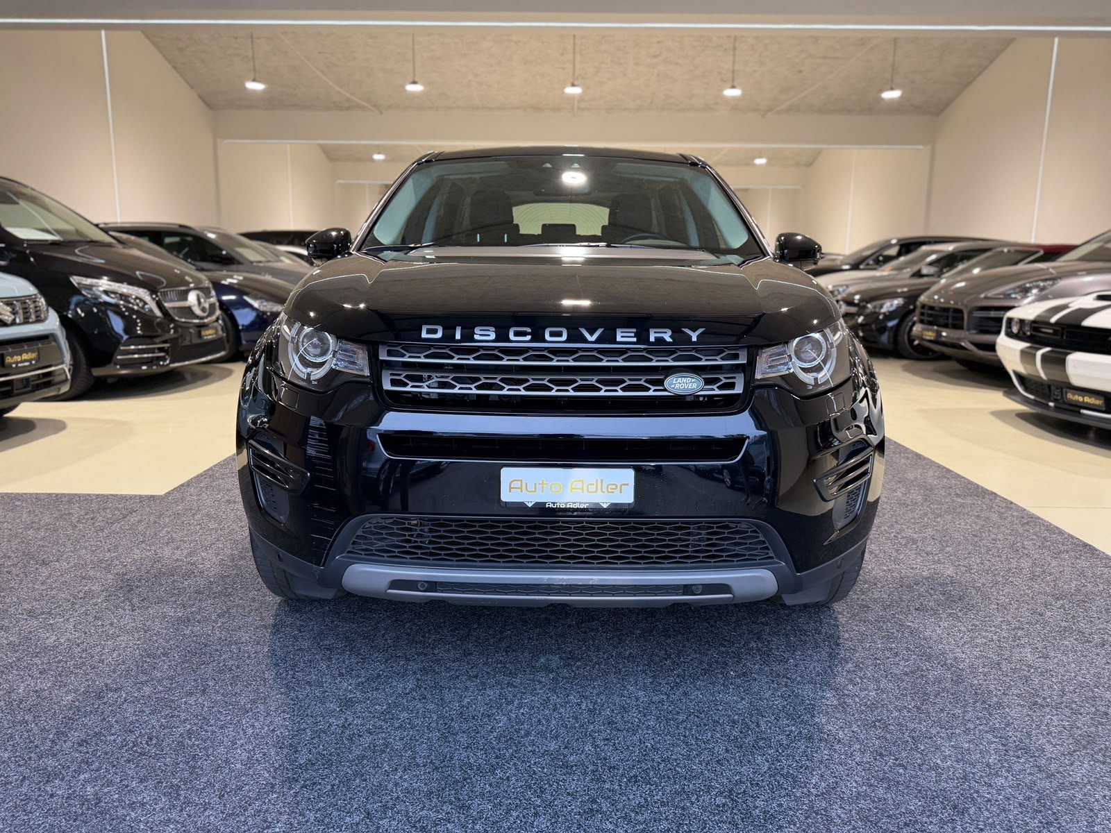 LAND ROVER Discovery Sport 2.0 TD4 SE AT9-image-5