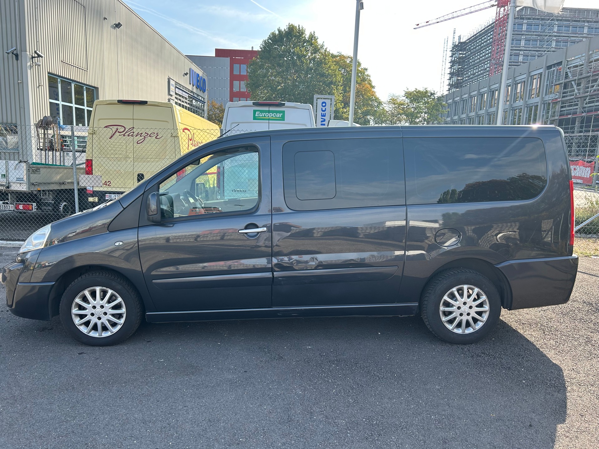 PEUGEOT Expert Tepee 2.0 HDi Shuttle L2-image-1