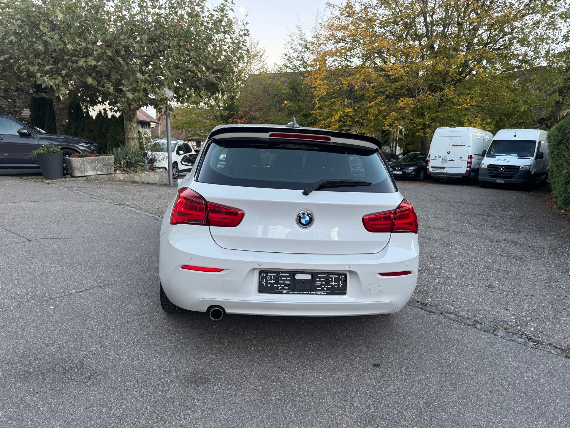 BMW 118i Edition M Sport Steptronic-image-3