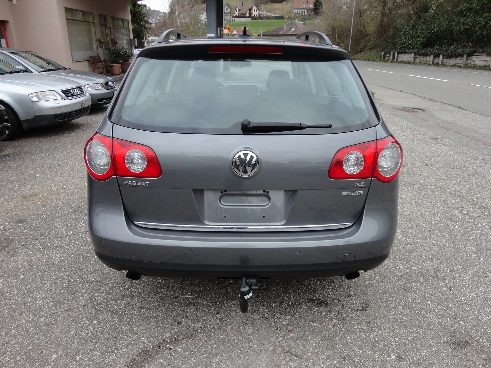 VW PASSAT 3.6 V6 FSI 4 Motion-image-3