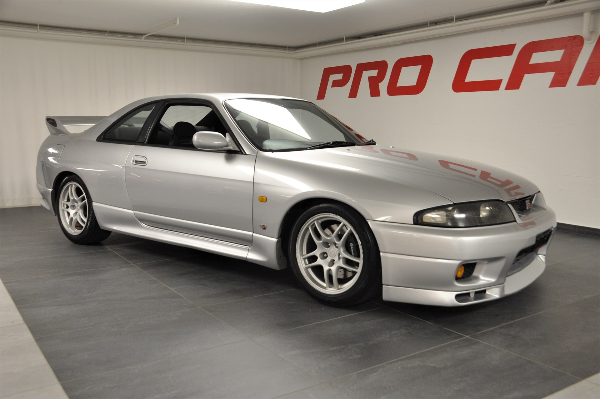 NISSAN Skyline R33 GT-R-image-5