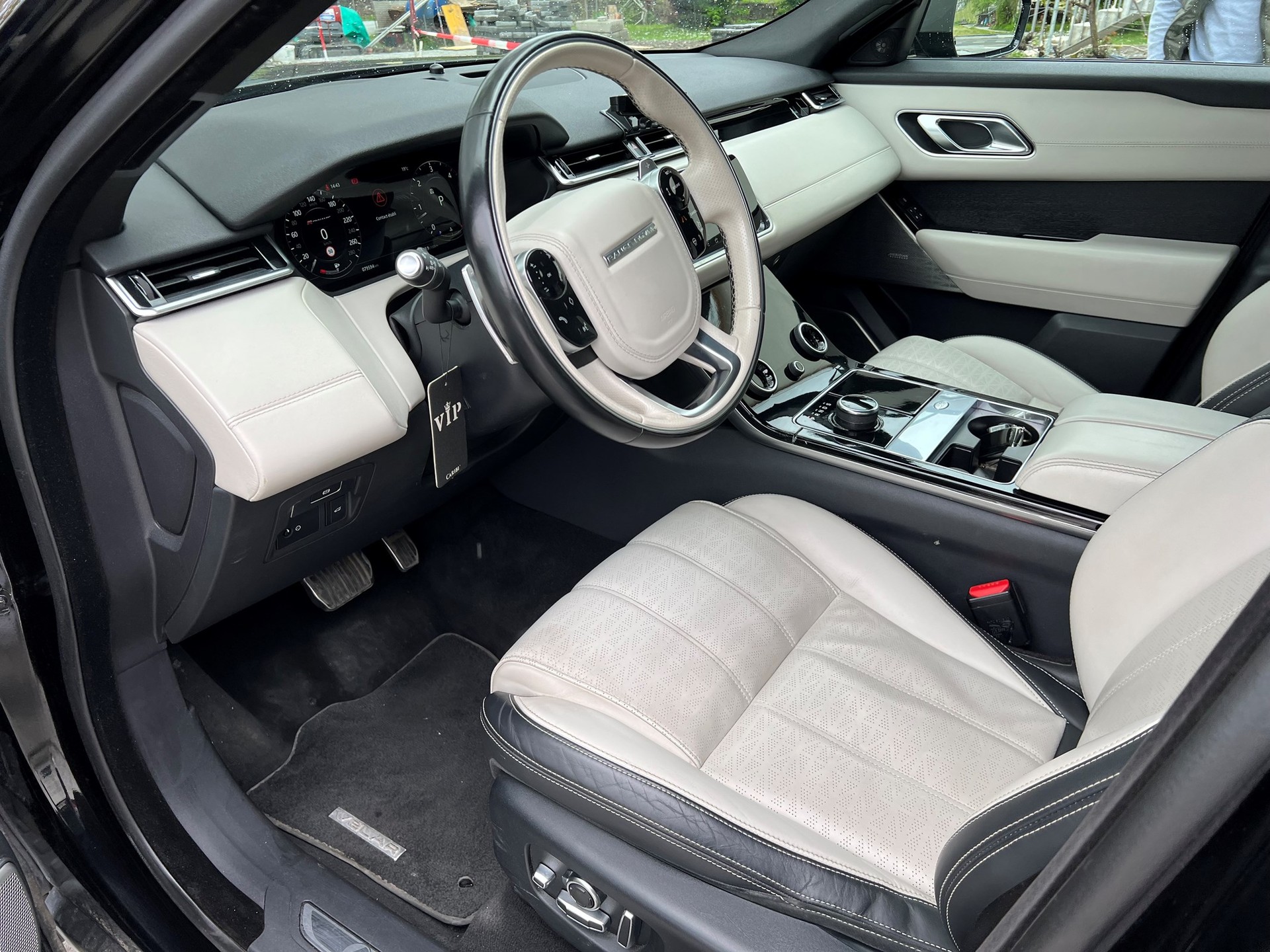 LAND ROVER Range Rover Velar R-Dynamic D 300 HSE Automatic-image-5