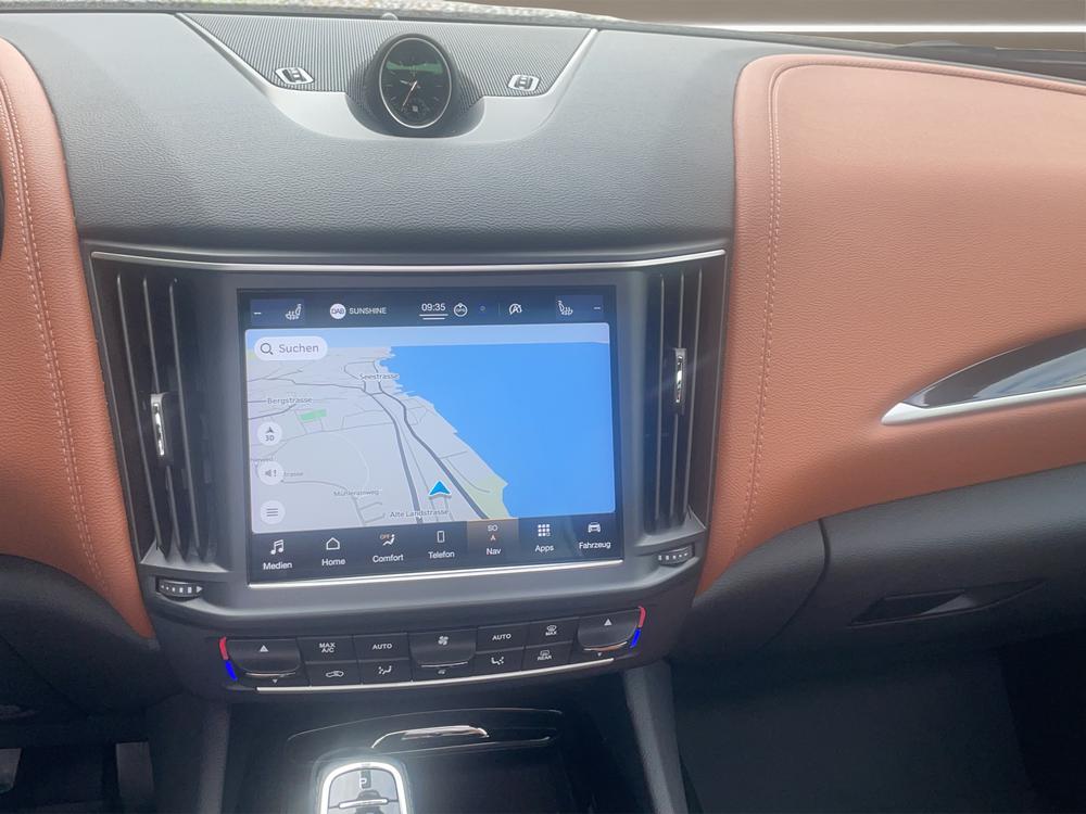MASERATI LEVANTE 2.0 Hybrid GT-image-11