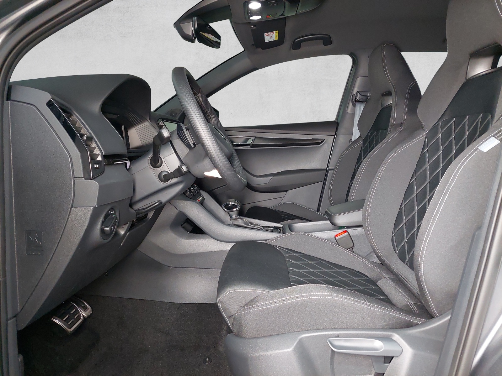 SKODA Karoq 1.5 TSI SportLine DSG-image-5