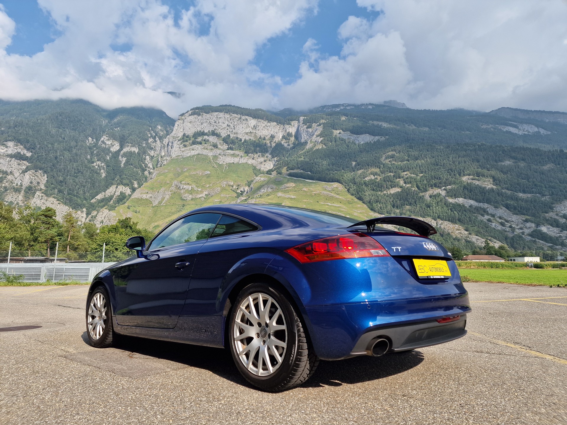AUDI TT Coupé 2.0 TFSI-image-12