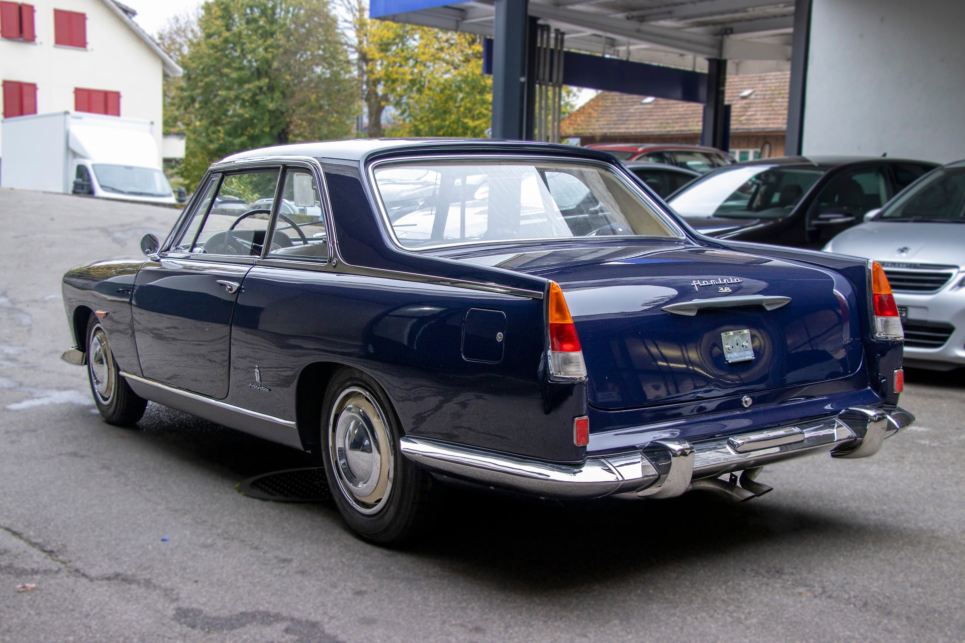 LANCIA Flaminia 3B-showroom-element-1