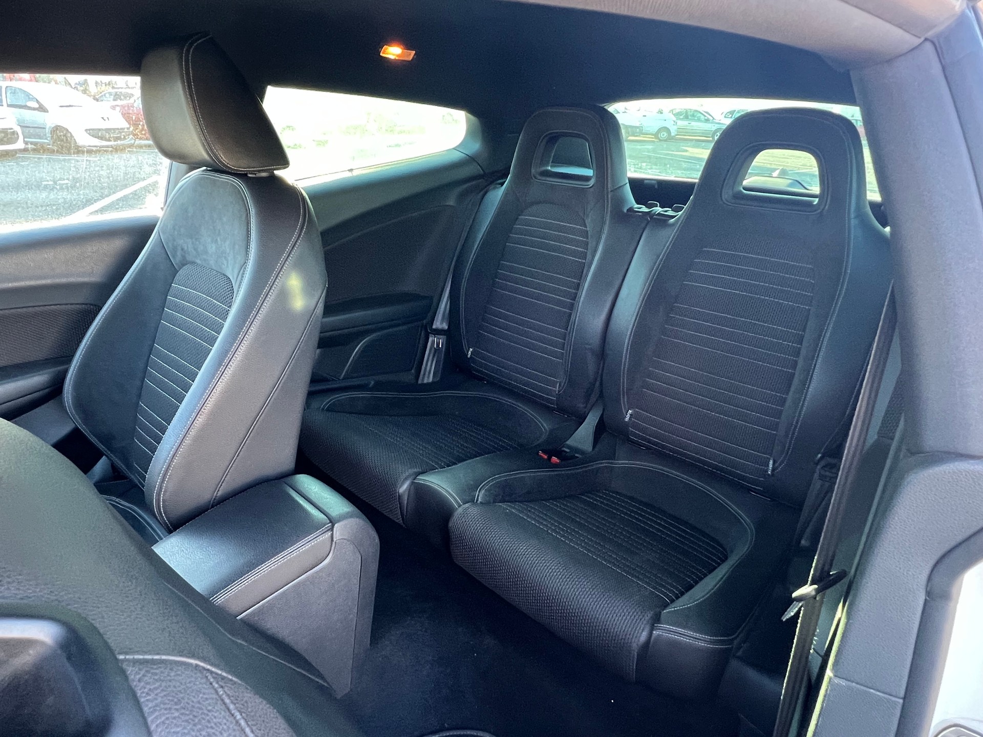 VW Scirocco 2.0 TSI-image-7