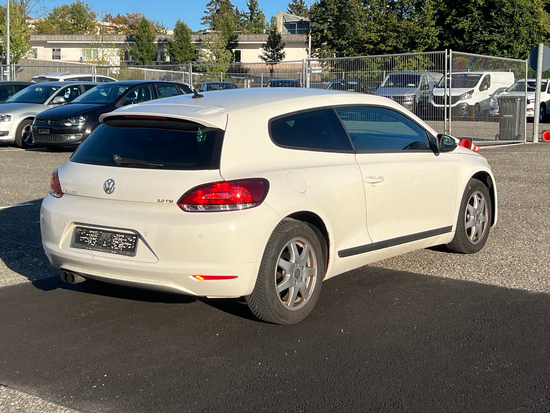 VW Scirocco 2.0 TSI-image-2