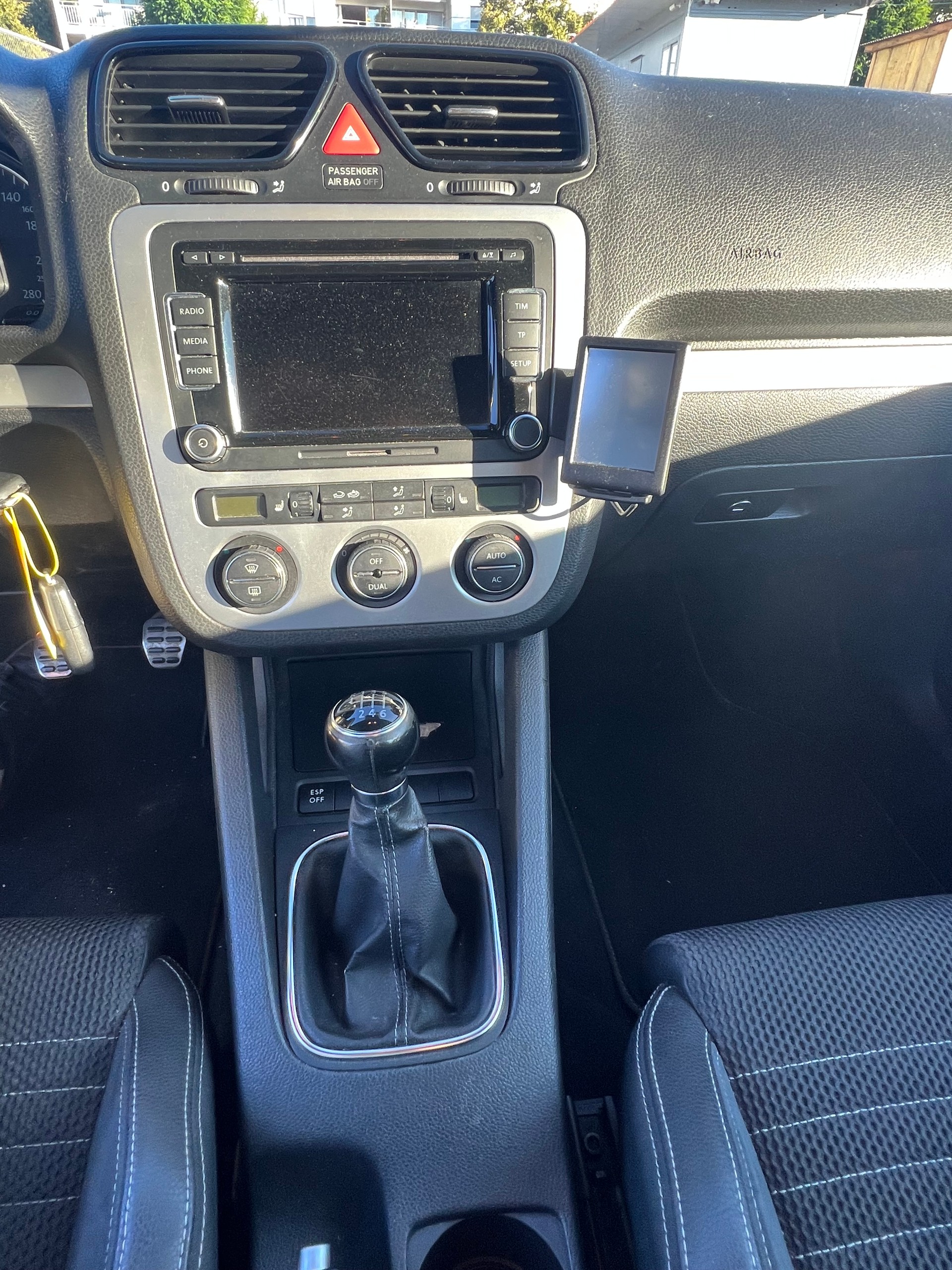 VW Scirocco 2.0 TSI-image-8