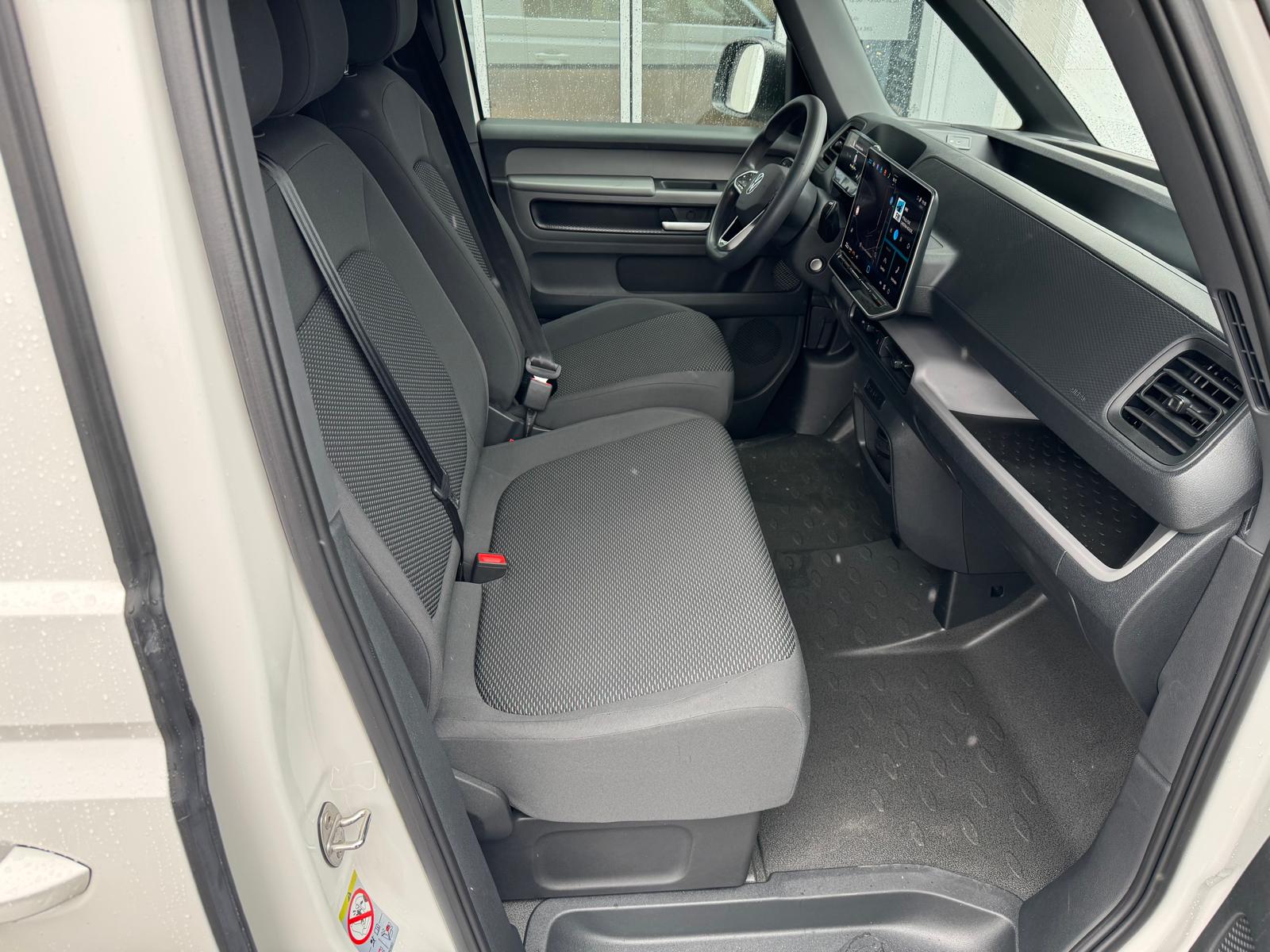 VW ID. Buzz Cargo Pure-image-2