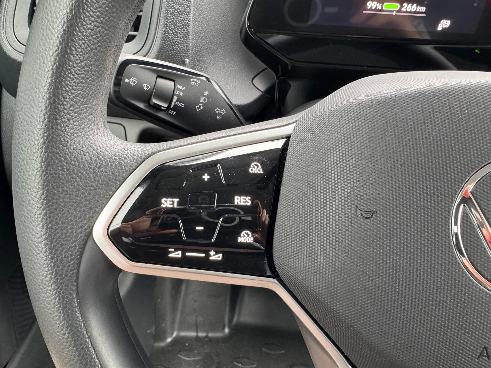 VW ID. Buzz Cargo-image-10