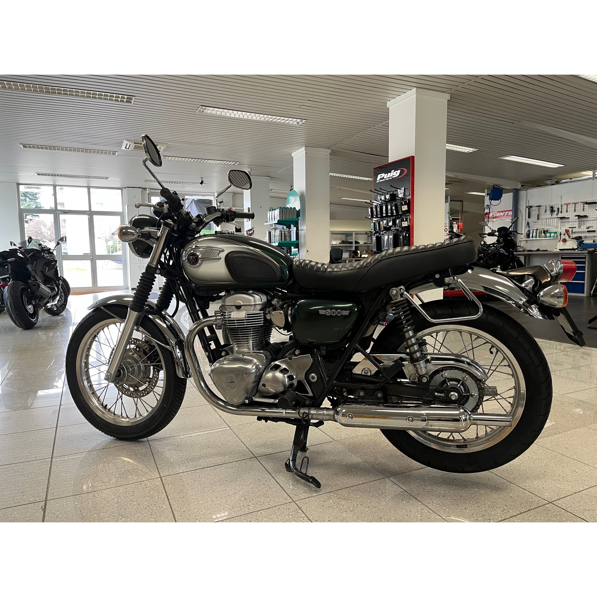 KAWASAKI W 800-image-3