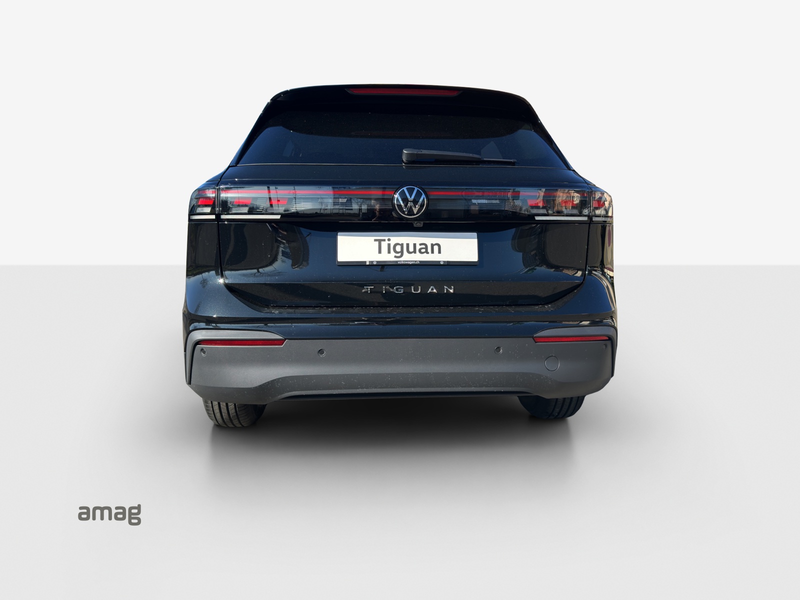 VW Tiguan 2.0 TDI SCR Life DSG-image-3