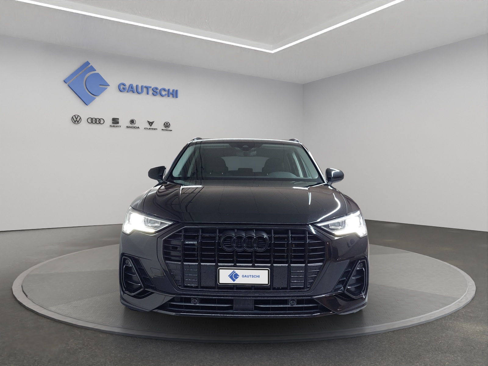 AUDI Q3 35 TDI S line quattro S-tronic-image-4