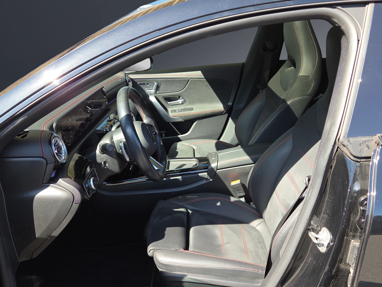 MERCEDES-BENZ CLA SB 250 8G-DCT 4M-image-5