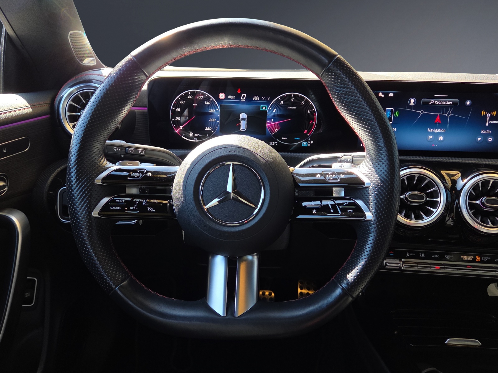 MERCEDES-BENZ CLA SB 250 8G-DCT 4M-image-10