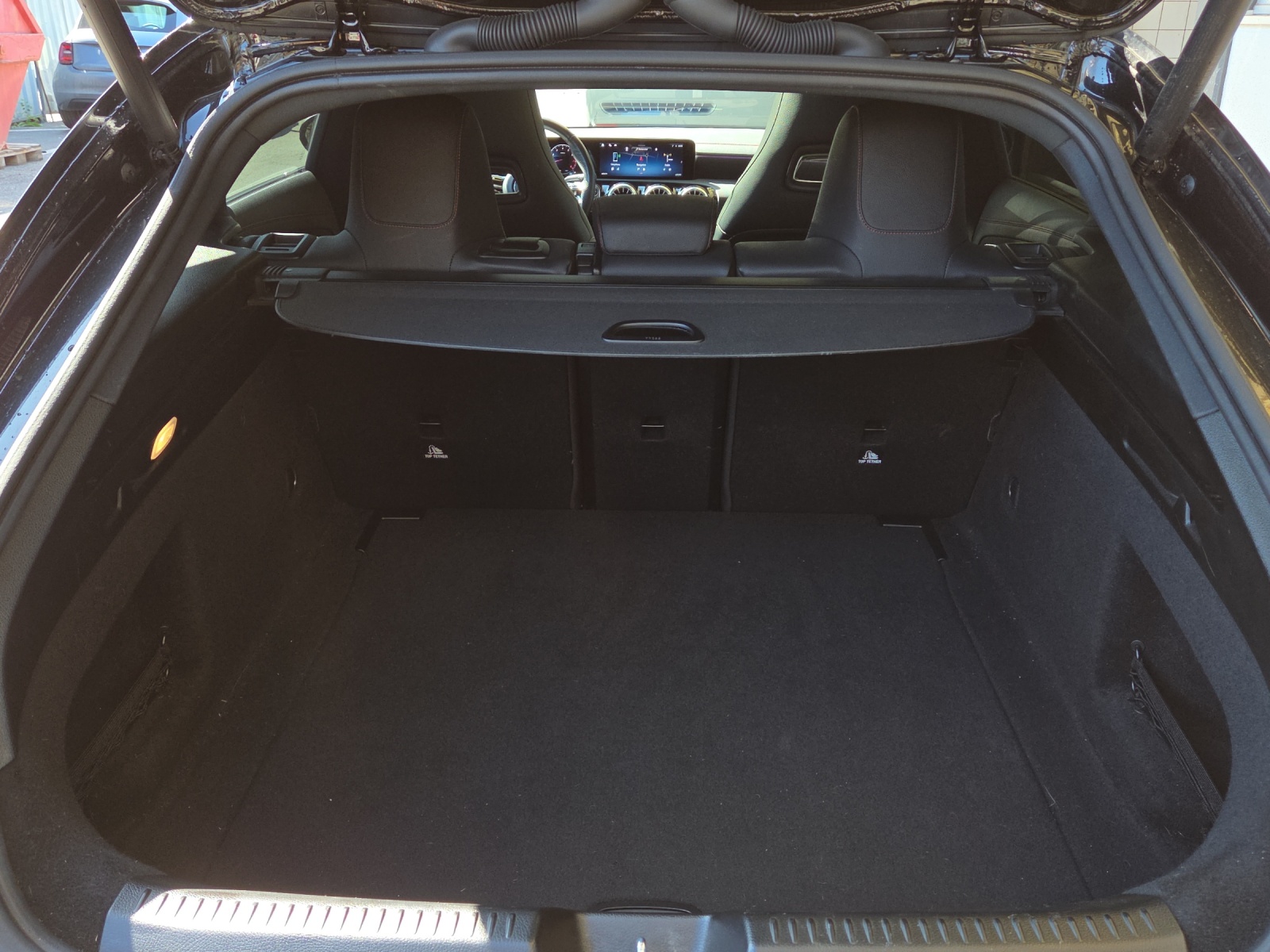 MERCEDES-BENZ CLA SB 250 8G-DCT 4M-image-18