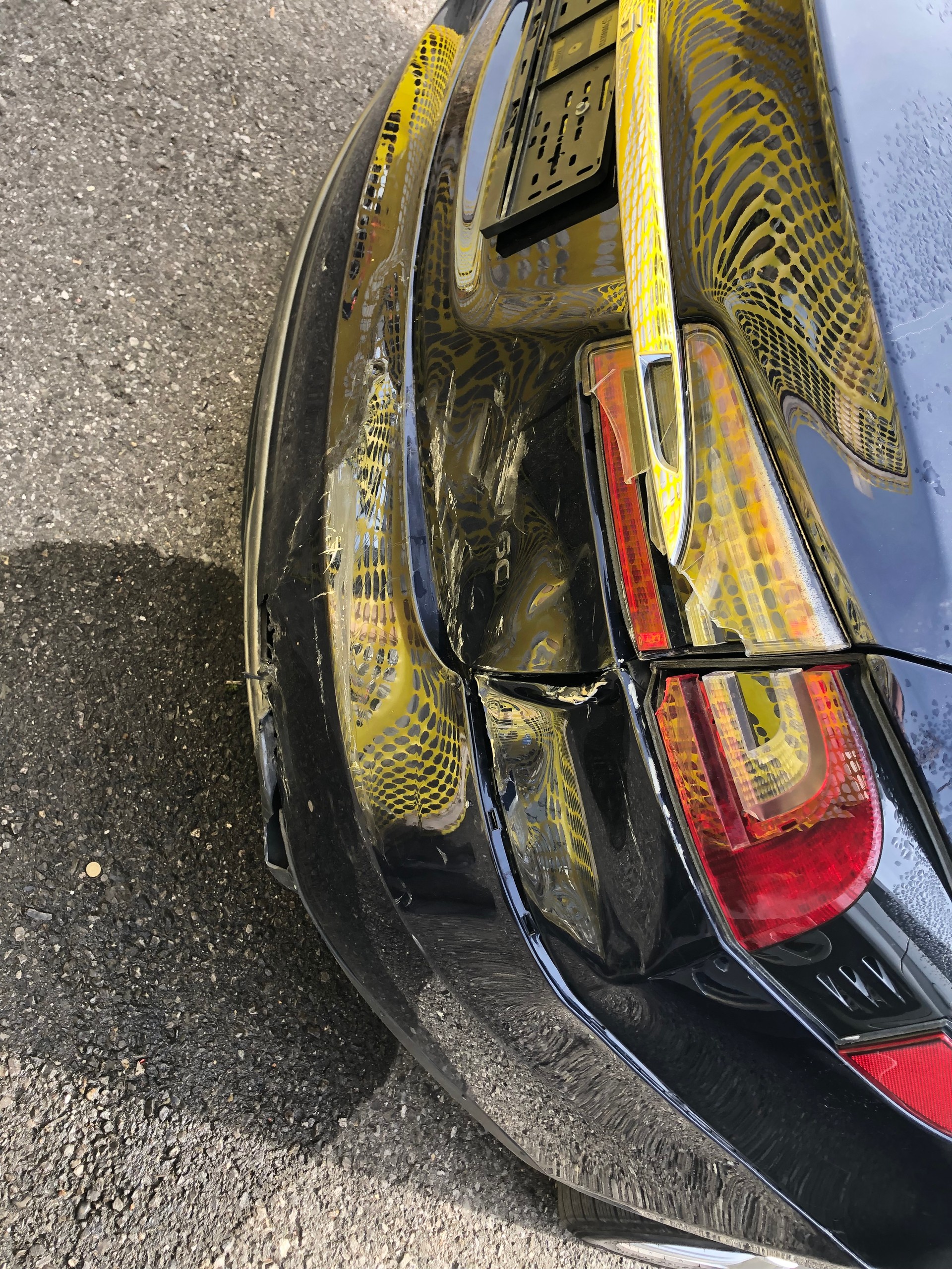 TESLA Model S 60-image-5