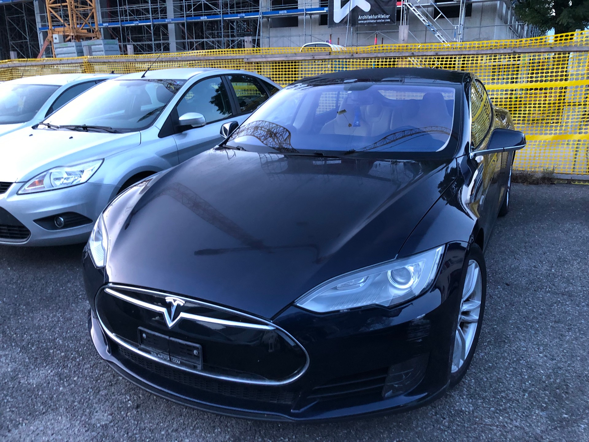 TESLA Model S 60-image-0