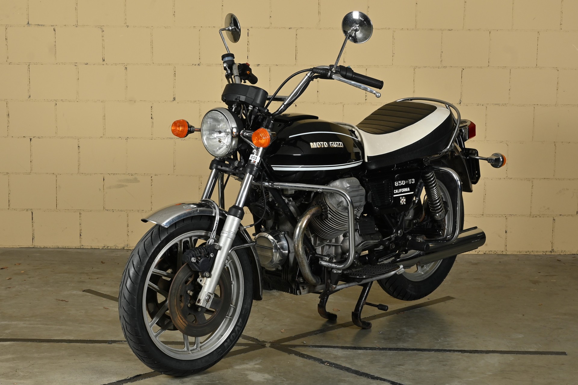MOTO GUZZI 850 T 3 VD-showroom-element-3