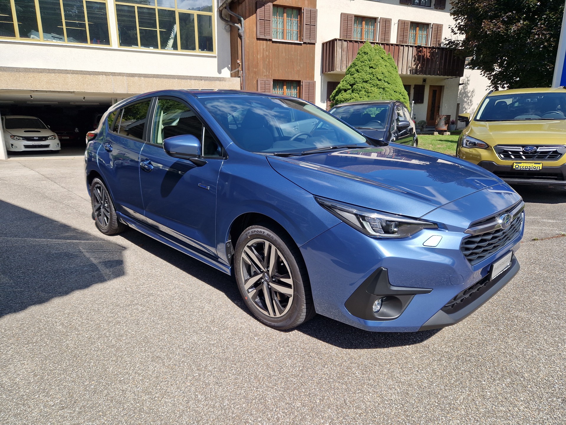 SUBARU Impreza 2.0 e-Boxer Swiss Plus AWD Lineartronic-image-3